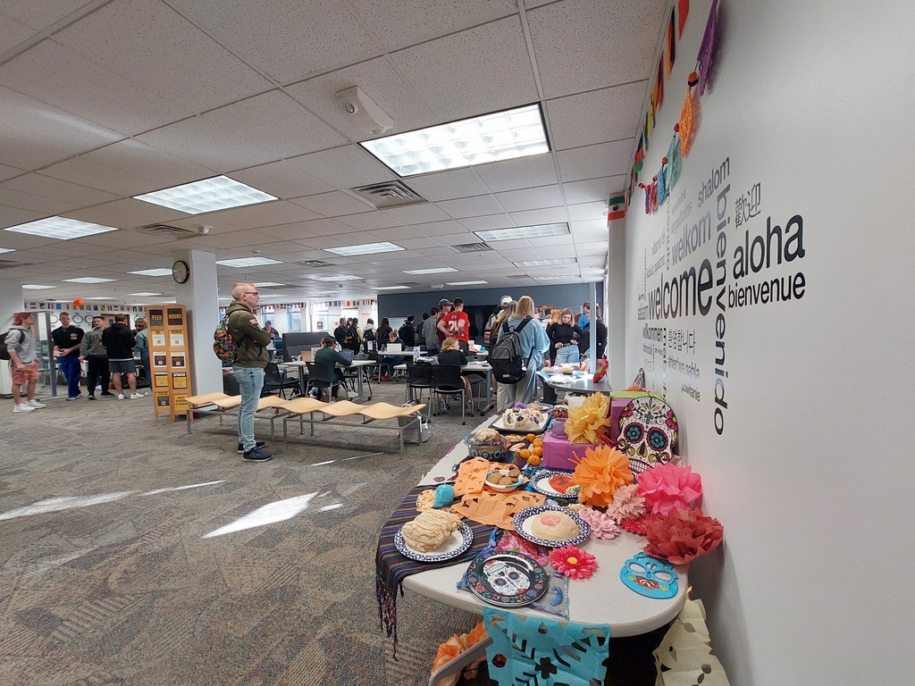 picture of a dia de los muertos altar in the center for language and culture learning