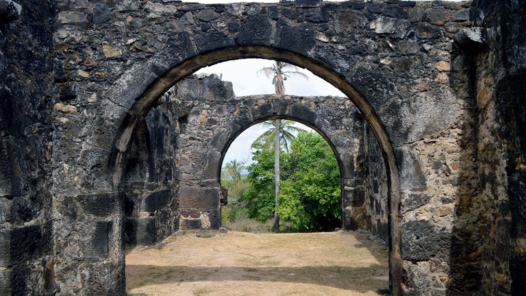 Garcia D'Ávila Castle Arcades